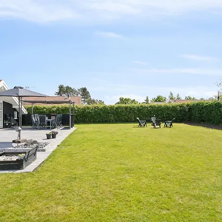 Dyrken - 200m From The Sea By Interhome